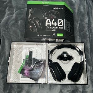 Astro A40
